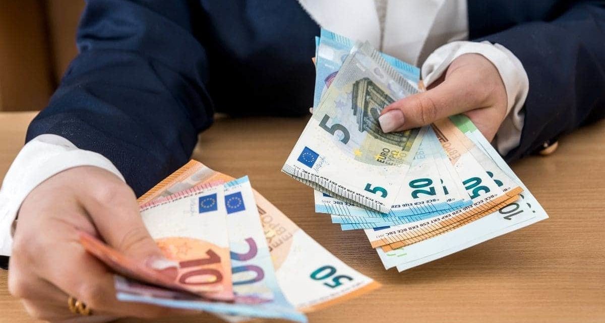 ABI, ad agosto aumentati i prestiti<h2 class='anw-subtitle'>In calo il tasso medio per i finanziamenti alle imprese, ma resta l'attesa per probabili aumenti in autunno</h2>