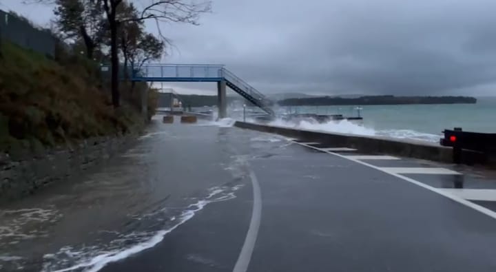 Muggia, Strada per Lazzaretto chiusa al traffico